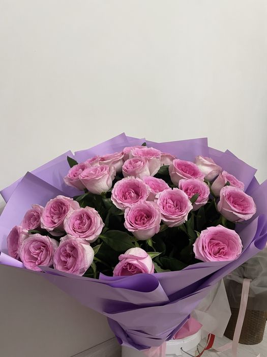 Цветы свежие розы