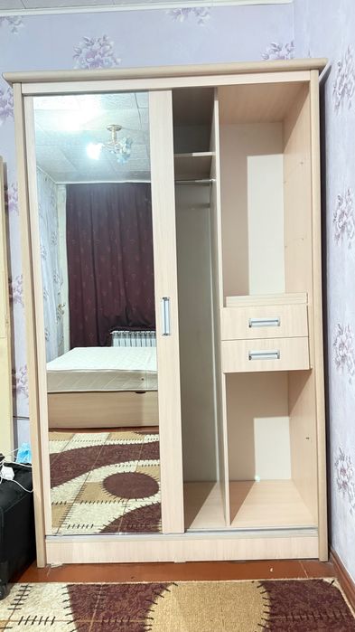 Спальный гарнитур Б/У