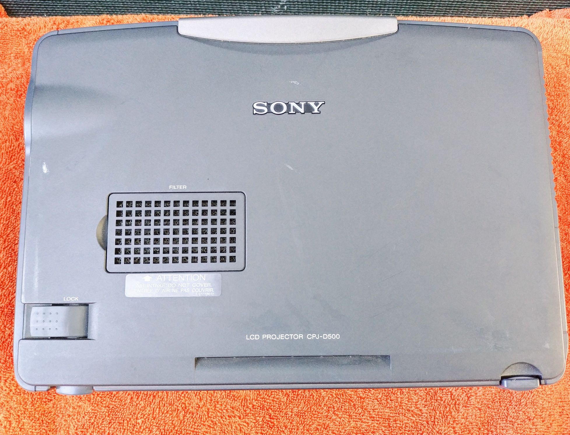 Video proiector Sony CPJ-D500