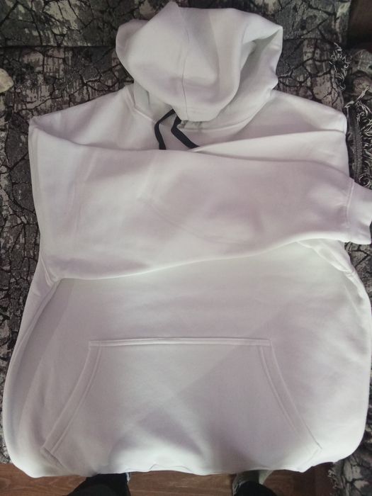 Чисто нов свичер на Valencia