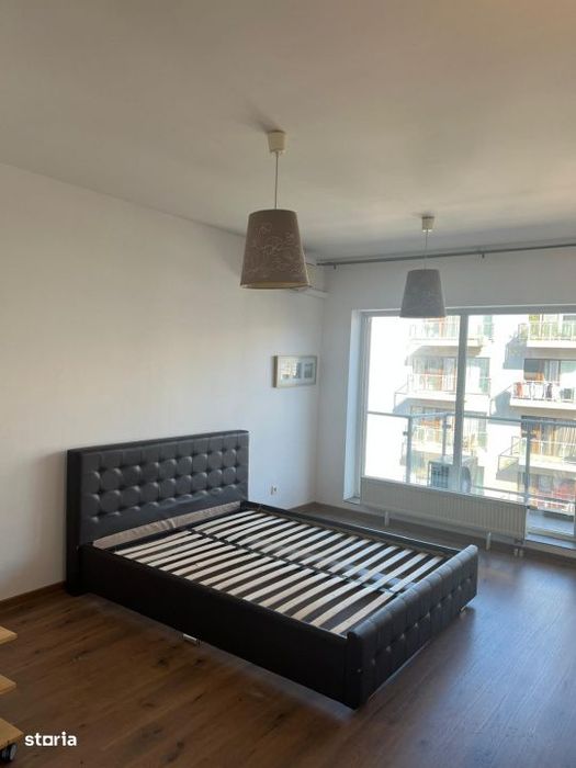 Titan - Rasarit de soare - Metrou - Parcare - Renovat