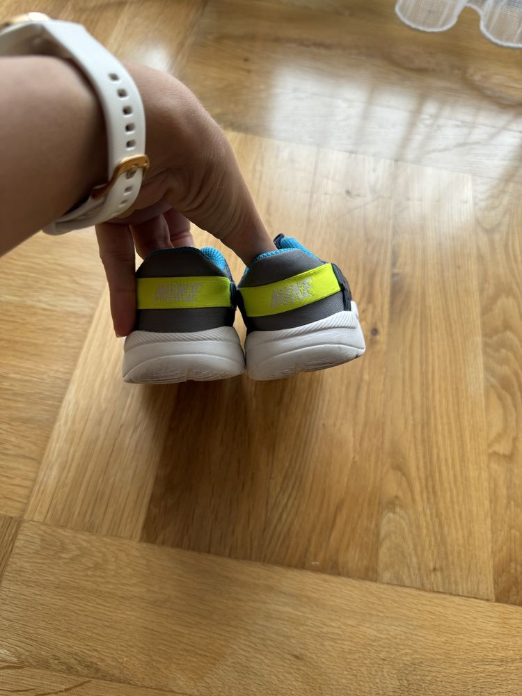 Детски маратонки Nike