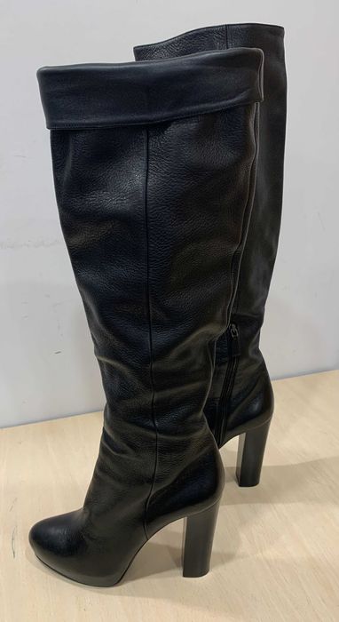 Cizme Prada din piele cu platforma ascunsa EU 41