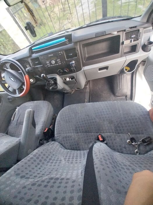 Vand sau schimb ford transit 2009