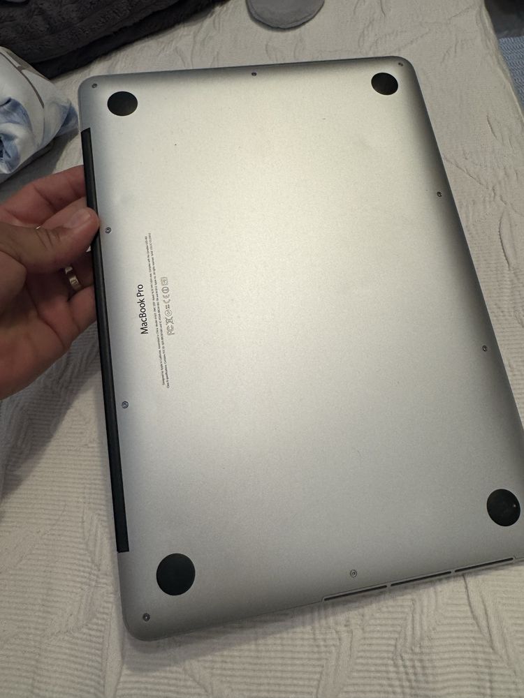 Macbook pro A1425 defect