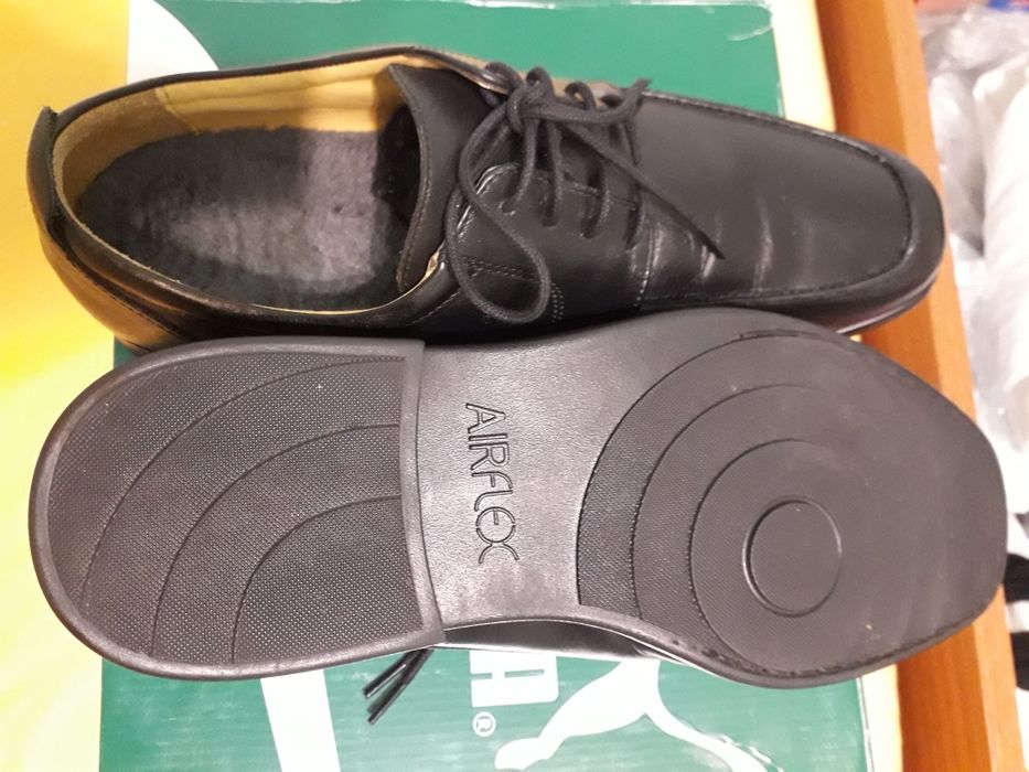 Vand pantofi de piele Marks&Spencer