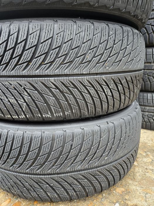 4бр. 245 45 19 Michelin зимни.