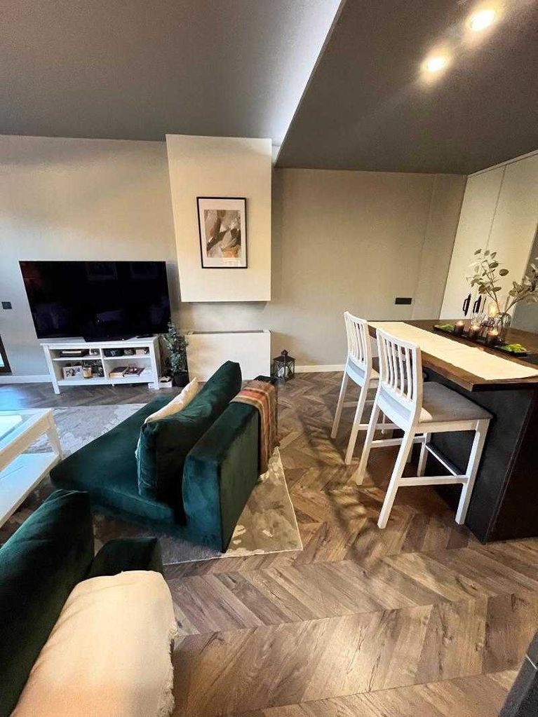 Дава се под наем Тристаен апартамент в София, Света Троица - 80 кв.м за 500 € - Снимка #5