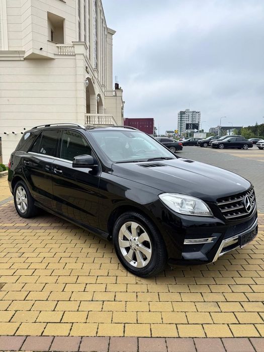 Mercedes-Benz ML 350,Autoutilitar