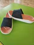 Slapi Crocs  dama