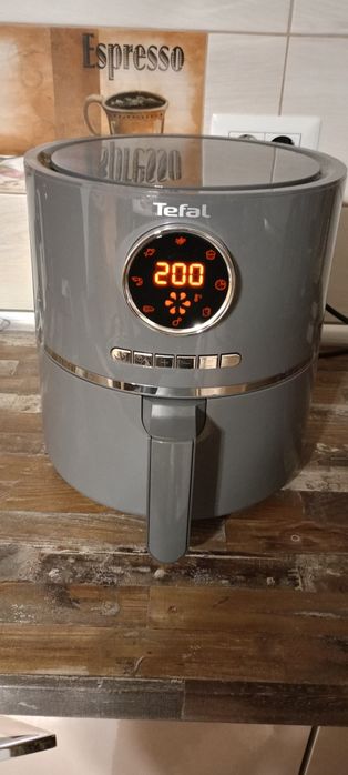 Friteuza cu aer cald Tefal Ultra Fry Digital EY111B15