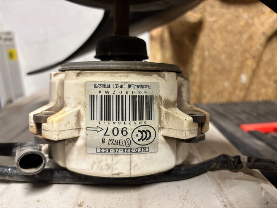 Motor + elice unitate exterioară  SAMSUNG