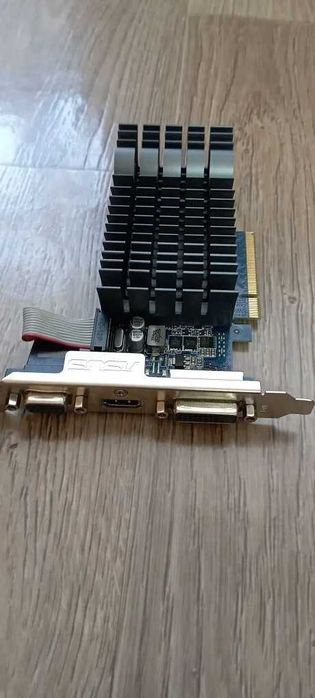 Видеокарта GT 710 1gb