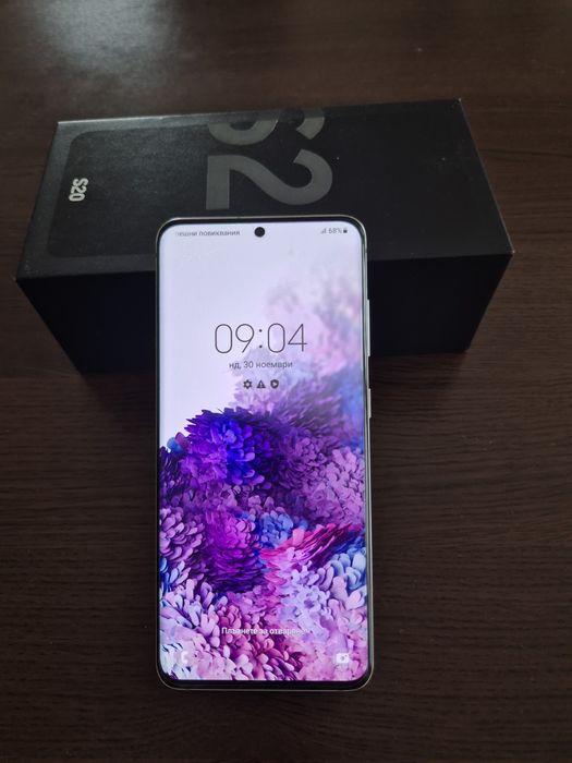 Продавам SAMSUNG S20