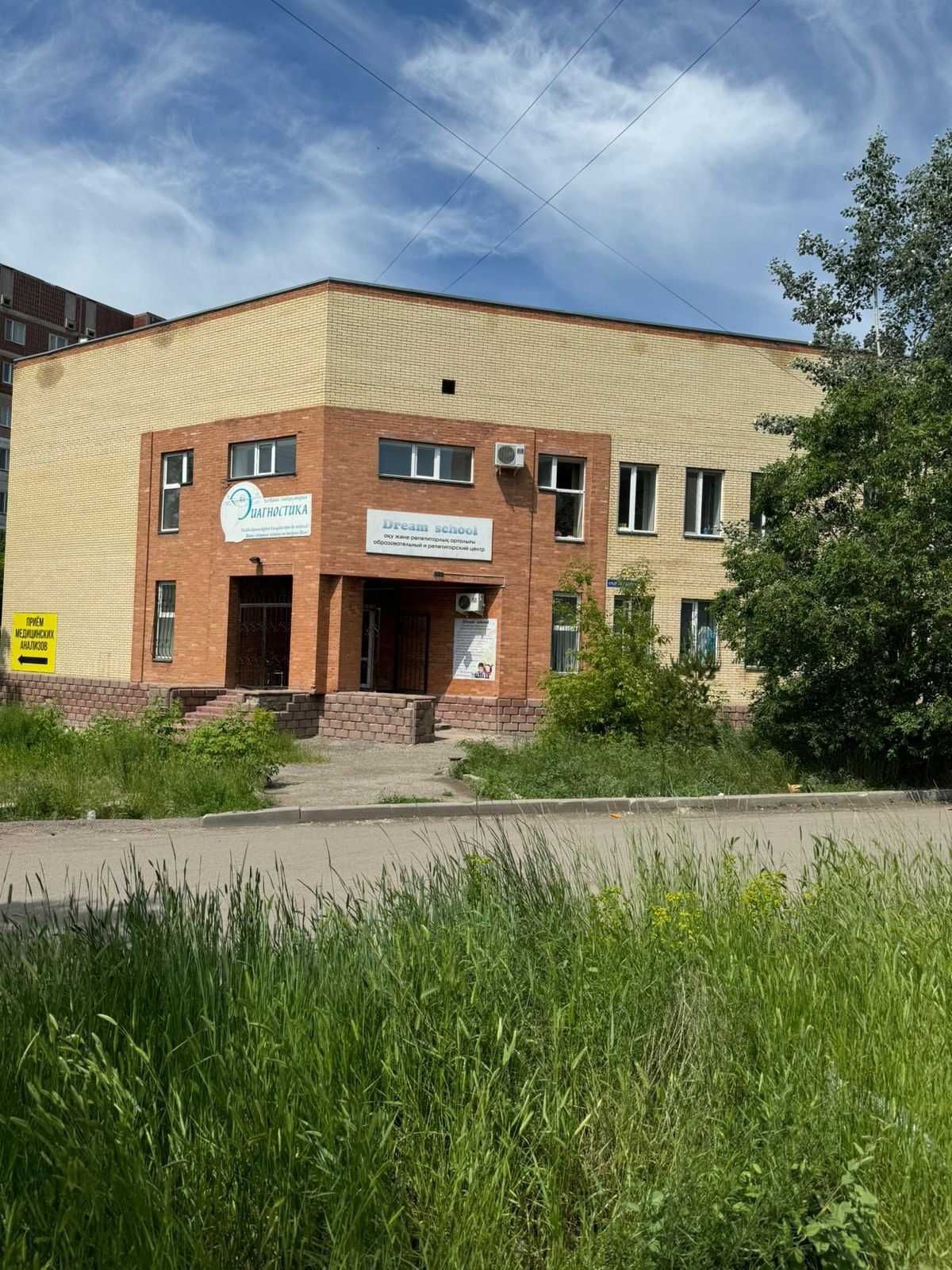 Продаётся   2-х этажное здание  в Степном - 1