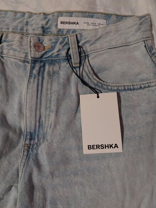 Bershka Wide Balloon дънки, размер 38 – НОВИ!