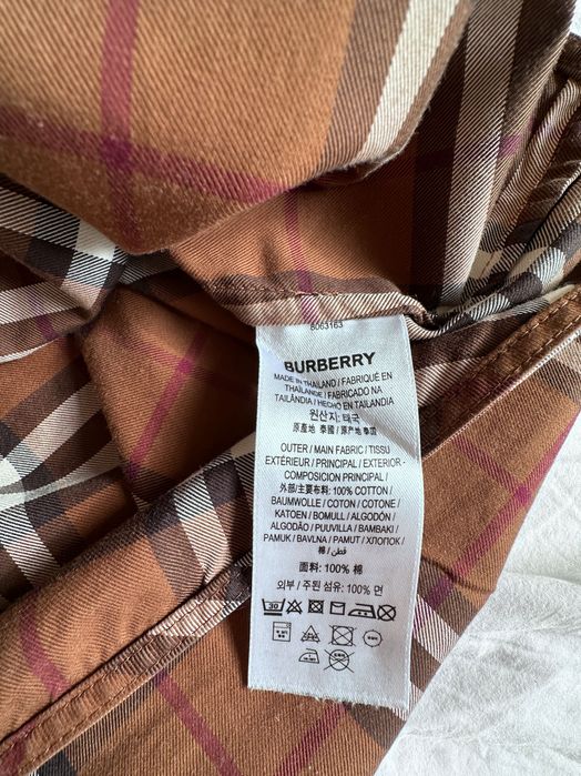 Оригинална дамска риза Burberry с резервни копчета