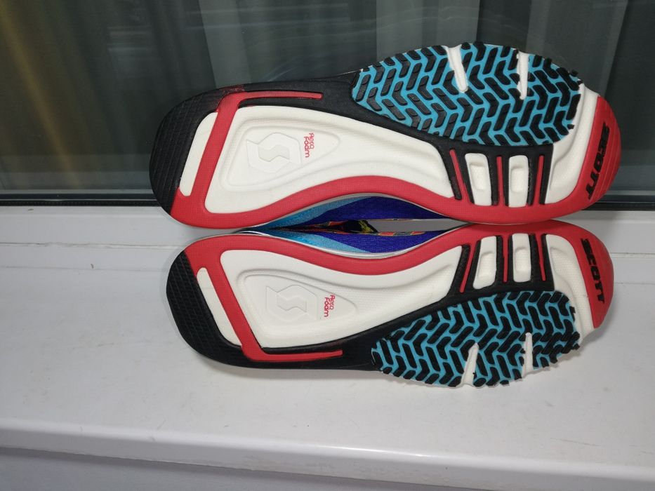 Vand pantofi sport Scott originali nr 45