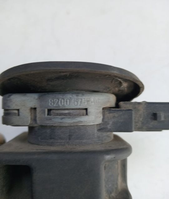 Electrovalva vacuum  4200575400 Renault Laguna a 3-a generatie seria