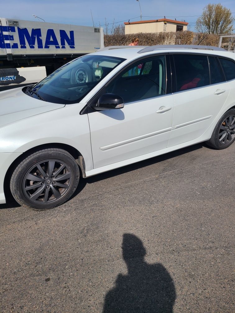 Renault Laguna 1.5 dci 110cp