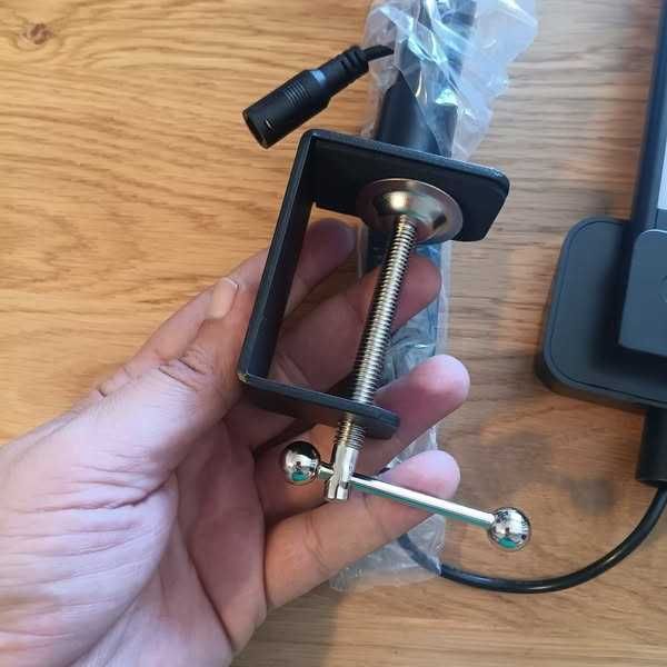 НОВА! LED настолна лампа с двойна глава, щипка 22W