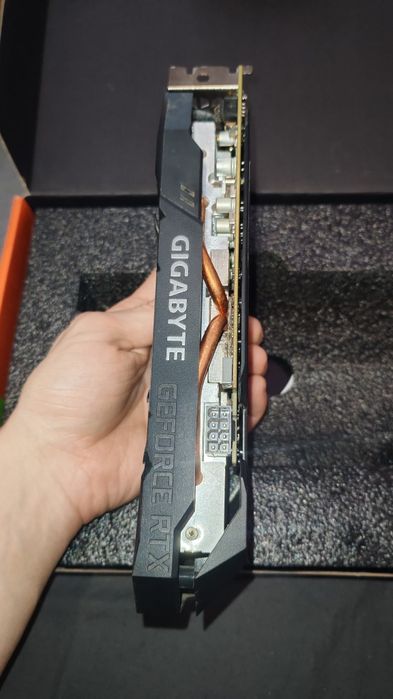 RTX 2060 6GB OC Gigabyte + Cutie Originala