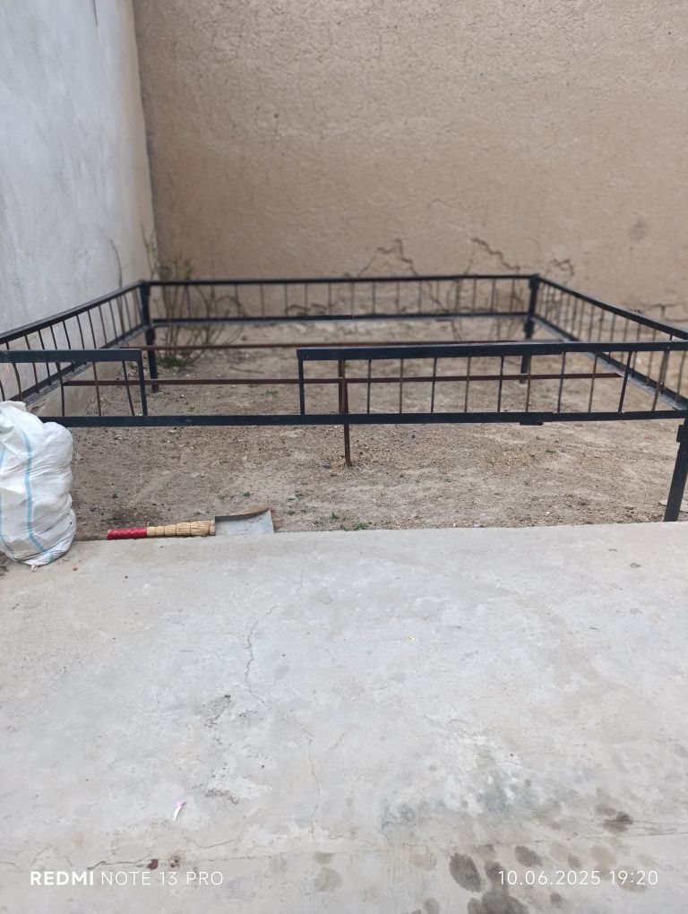Supa karavat temir