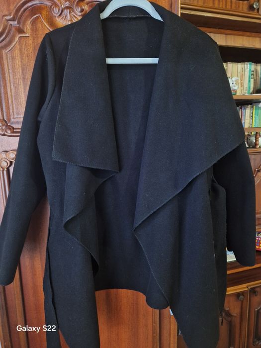 Lot poncho,geaca,vesta,colegiu