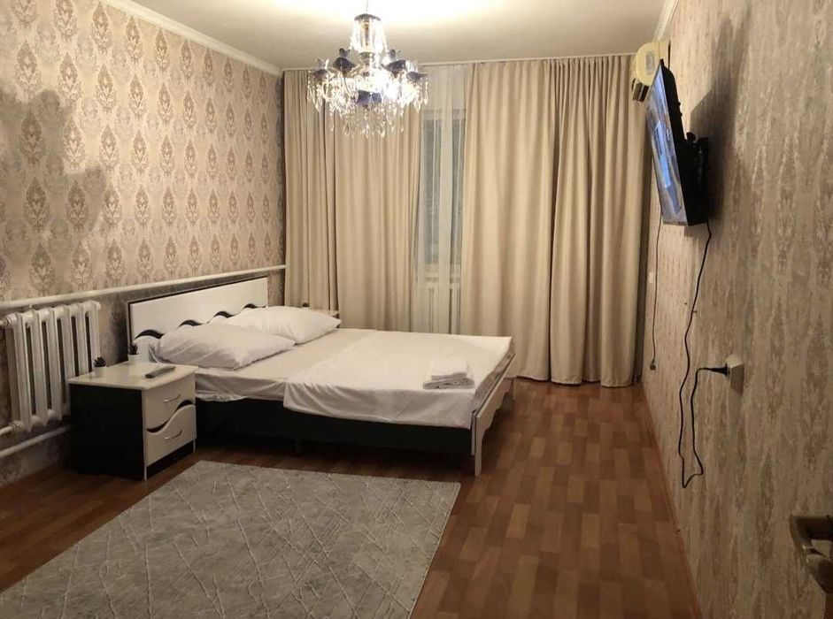 1500 теңге Час. 1-но комнатная Абая. Посуточно