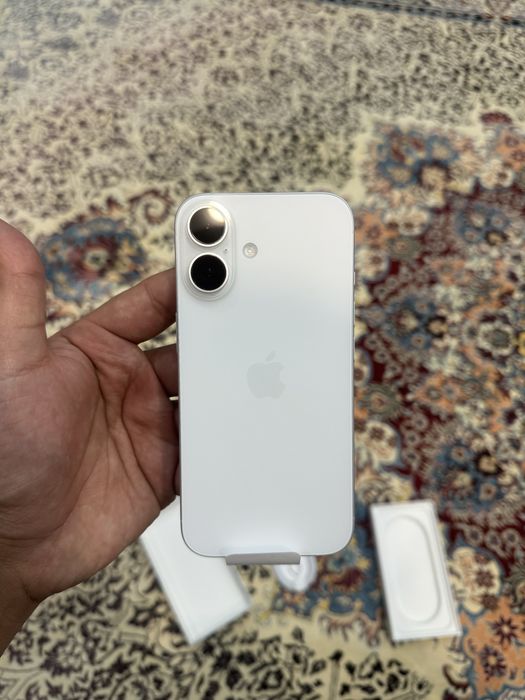 Продам айфон 16 новый