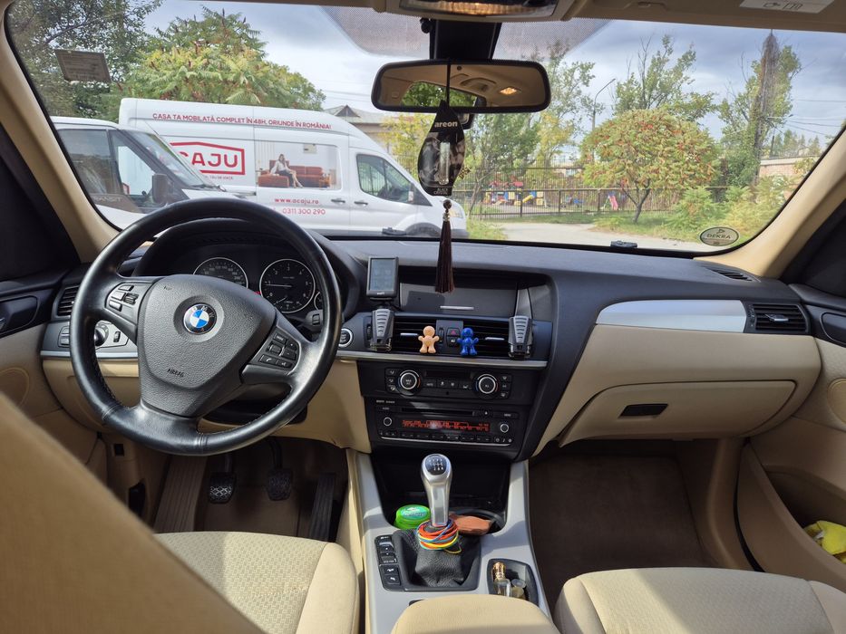 BMW X3 2.0 D x=drive 184 cp Xenon maro interior bej