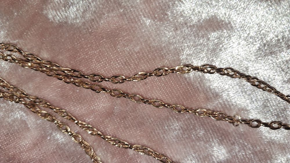 Продам золотую цепочку