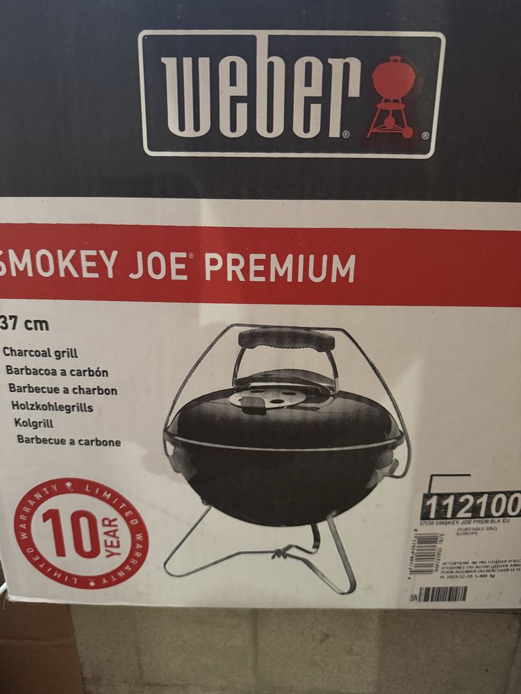 Продавам Барбекю WEBER