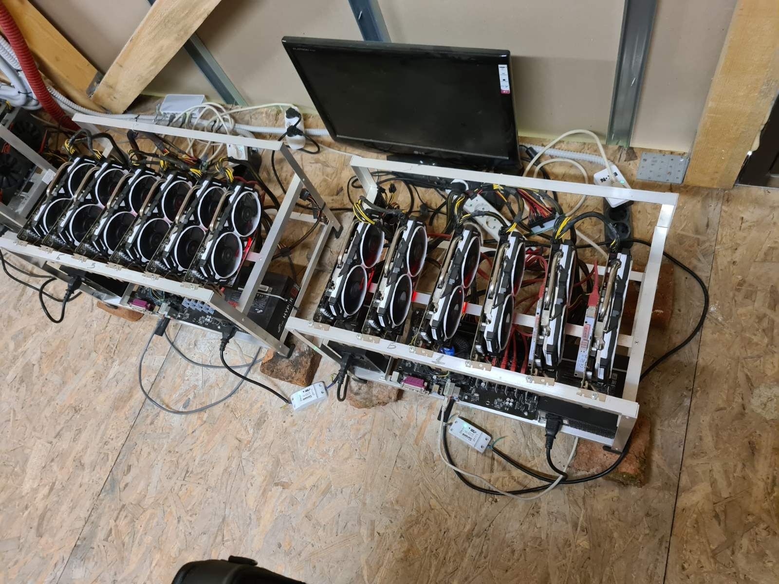 Мининг ригове / Mining rigs