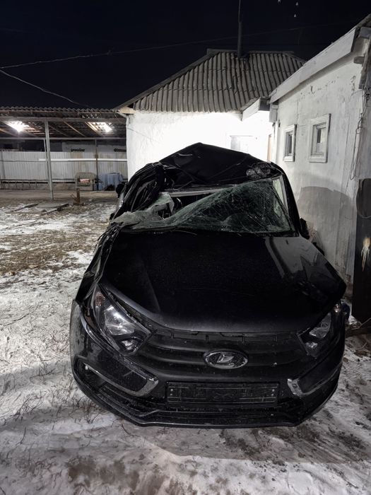 Продам гранту фл 32тыс пробега, 2024 год