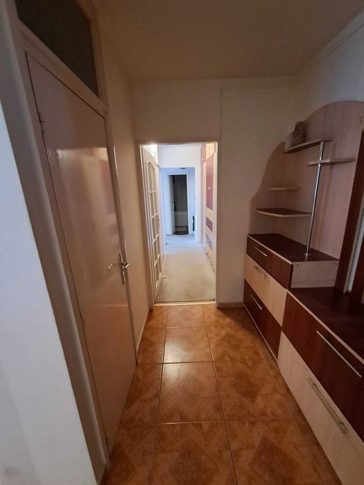 Apartament 3 camere de inchiriat