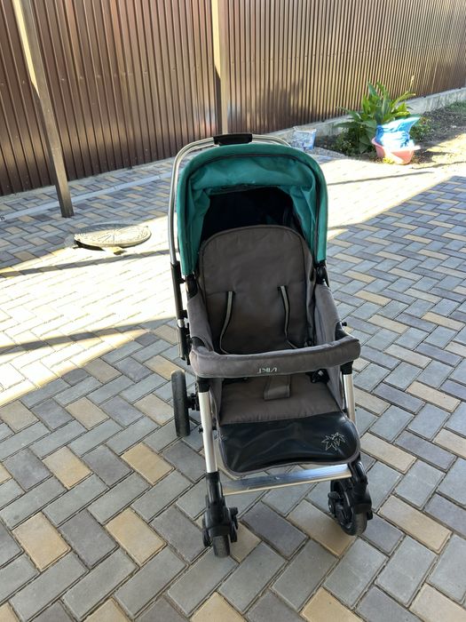 Продаётся детская прогулочная коляска