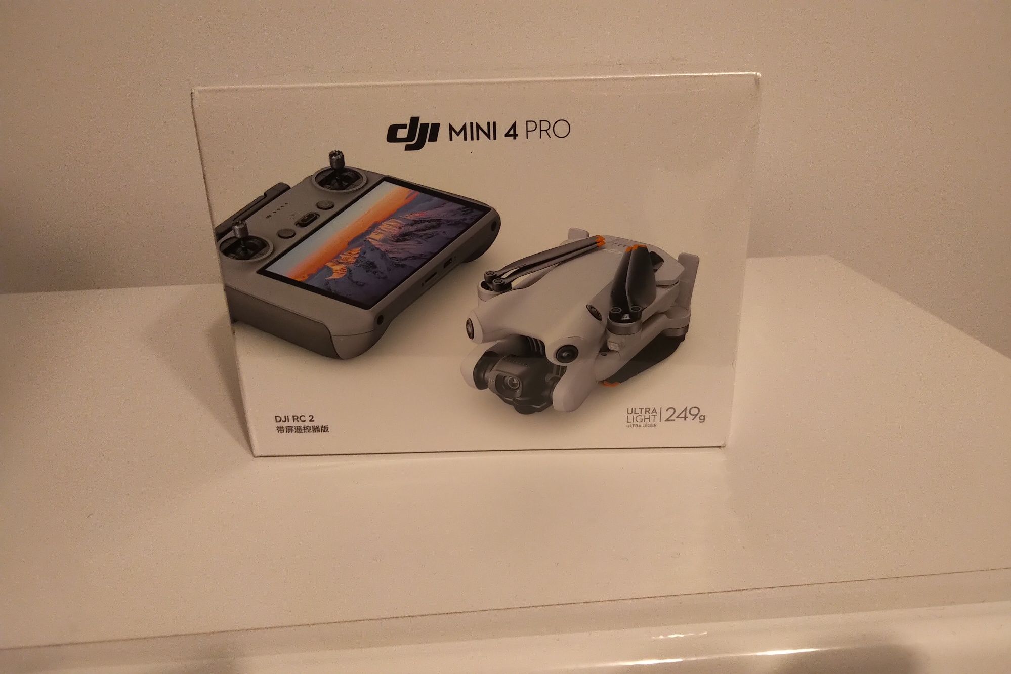 Drona noua Dji mini 4 pro