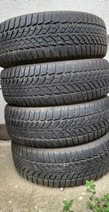 4 Anvelope de iarna 205/60/R16