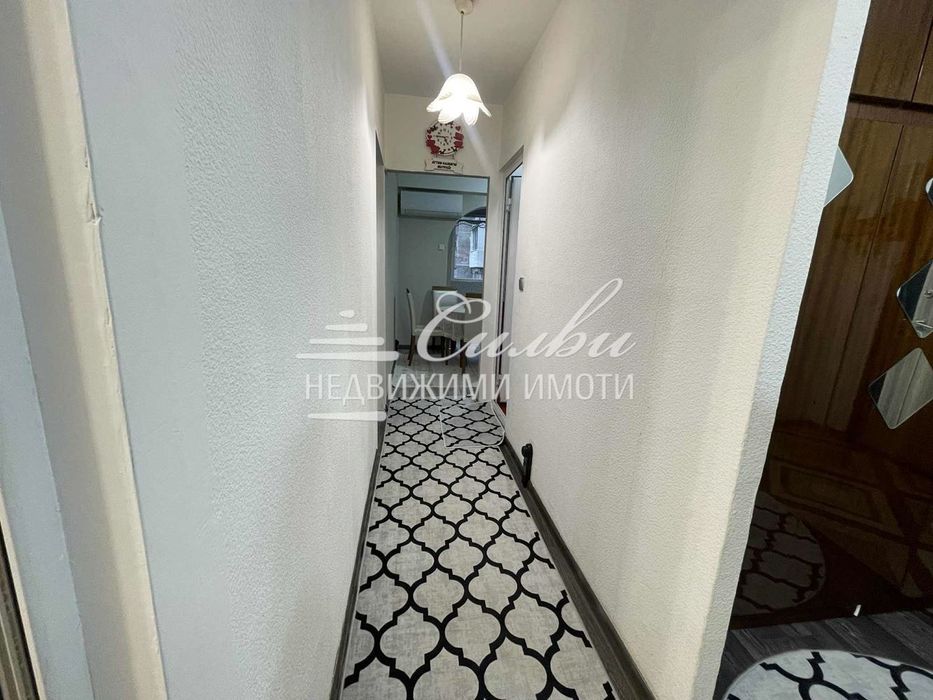 Двустаен апартамент - кв. Боян Българанов 1