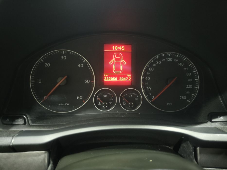 vând golf 5  1.9tdi diesel