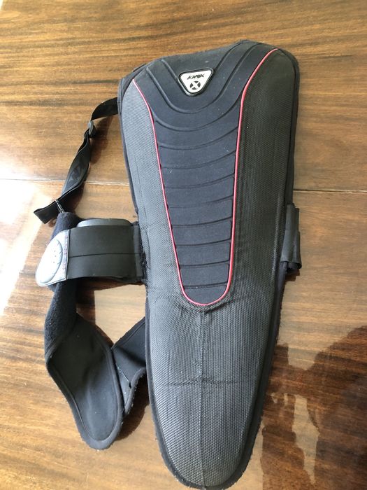 Протектор за гръб Knox