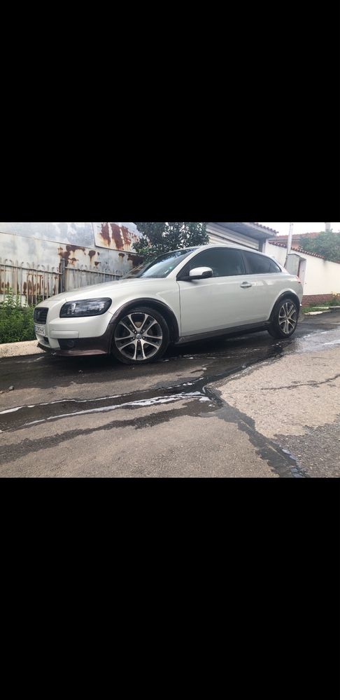 Volvo c30 d5 185 hp.