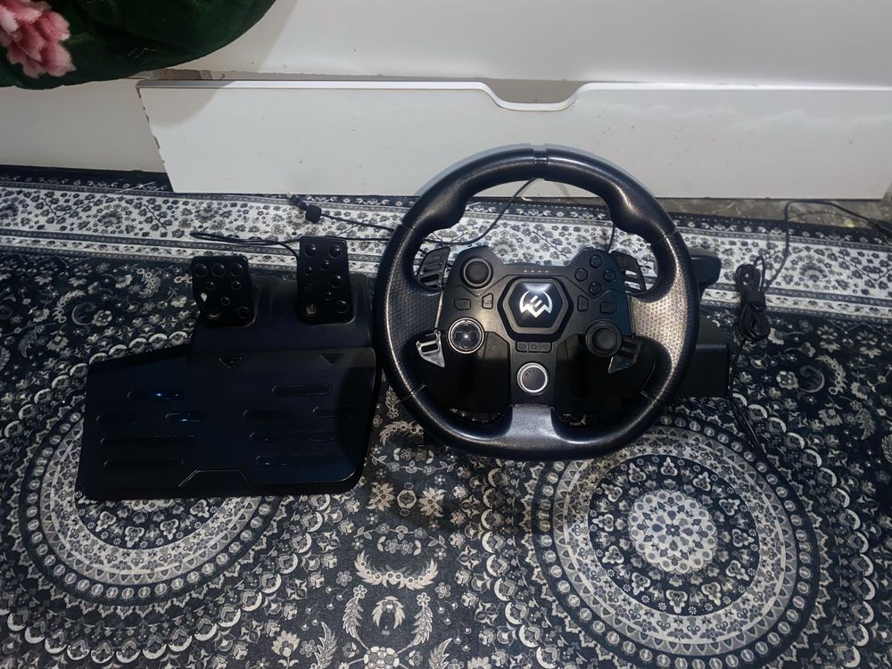 Продам руль SVEN GC-W900 черный