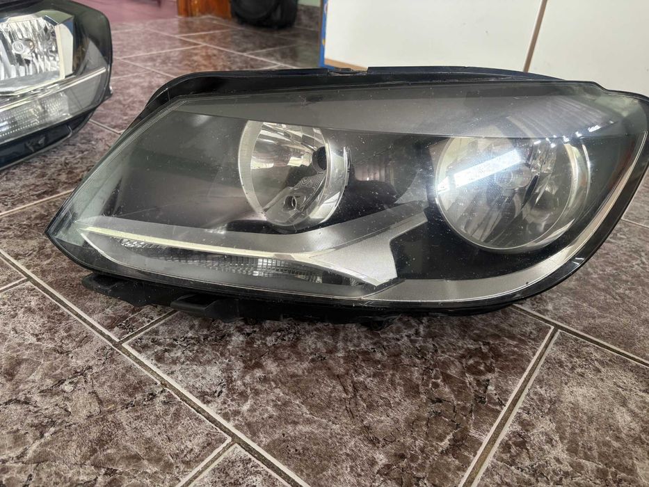 Ляв фар за VW Touran / Туаран 2012