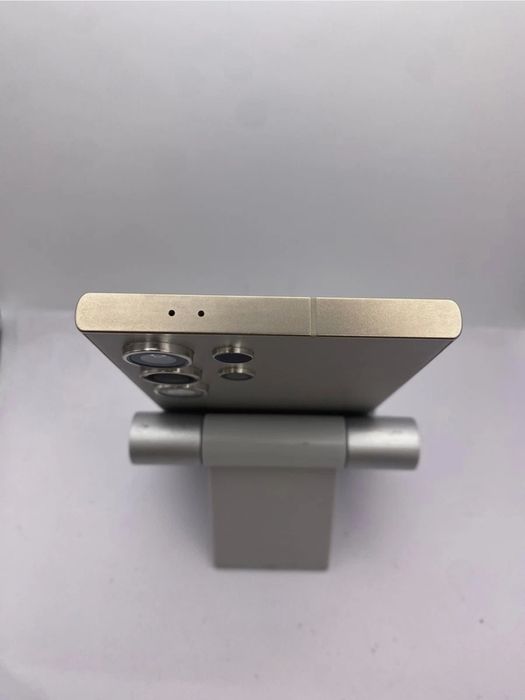 Samsung s24 Ultra Titanium Gray
