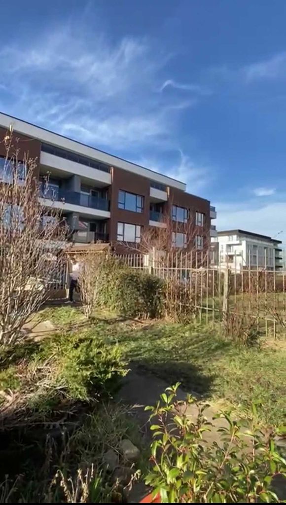 Дава се под наем Етаж от къща в София, Обеля - 105 кв.м за 612 € - Снимка #1