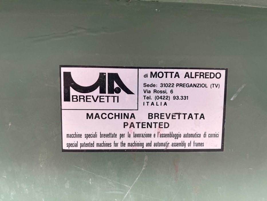 Двуглав циркуляр за рамки