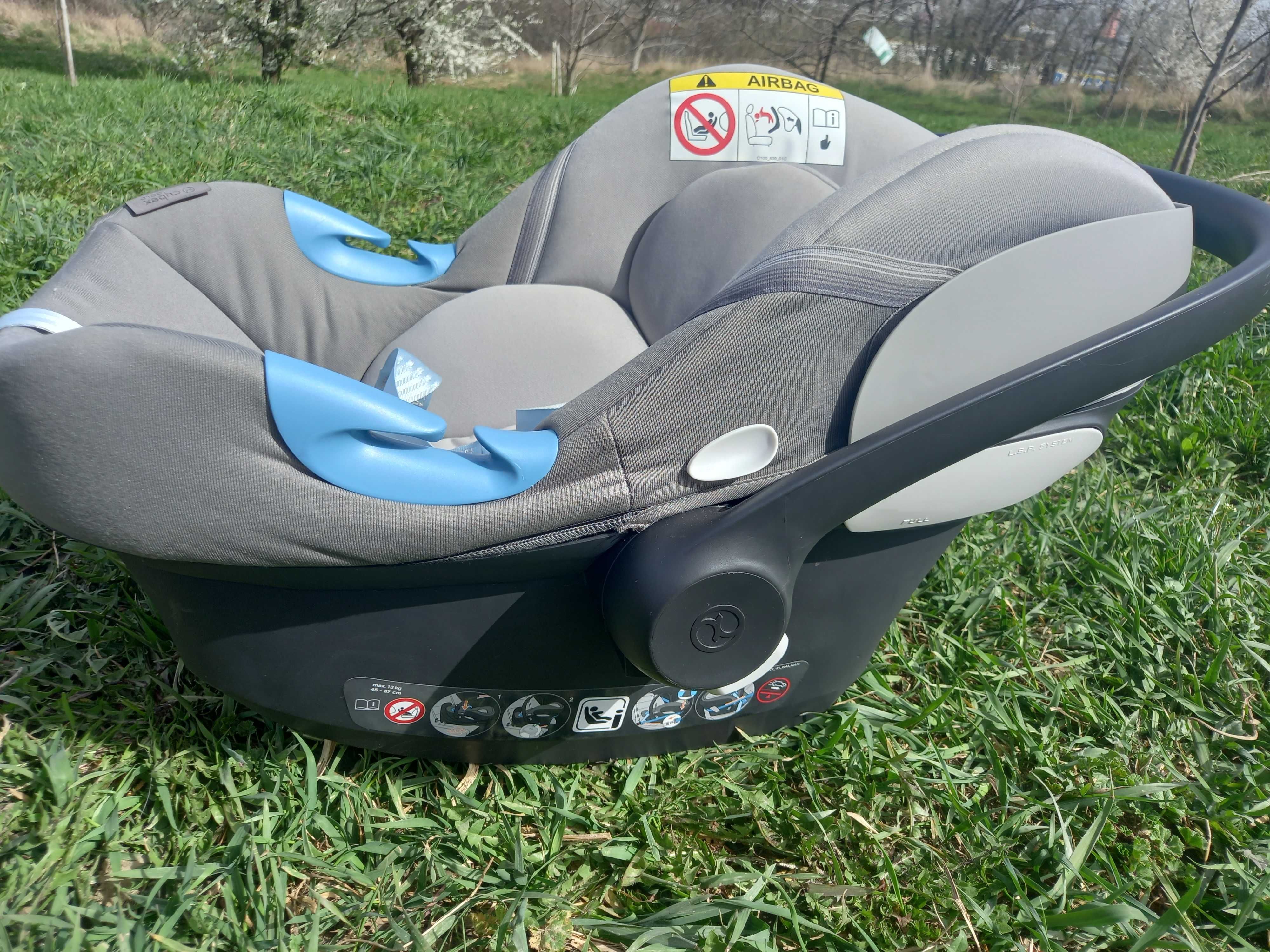 Vand scoica Cybex de masina cu tot cu isofix