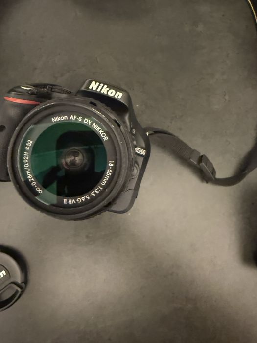 Nikon D5200 - ca nou